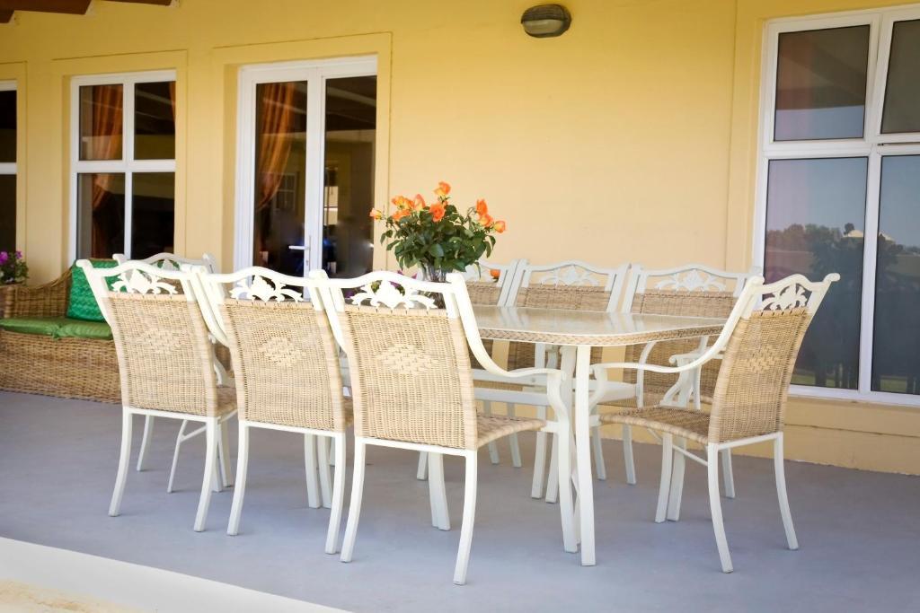 Cap Ou Pas Cap Guesthouse Gordonʼs Bay Exteriör bild